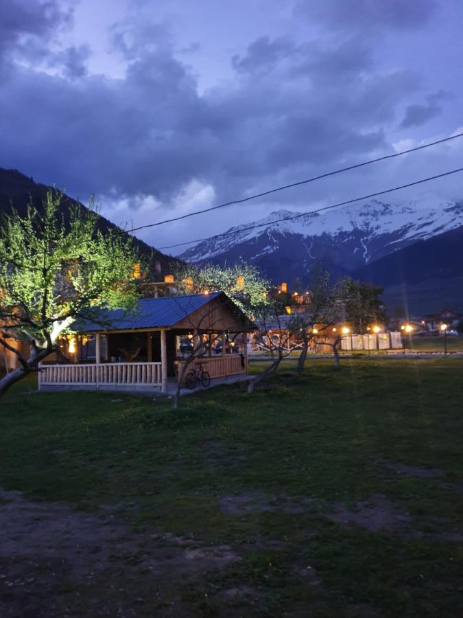 Mountain Star In Mestia Hotel Eksteriør billede