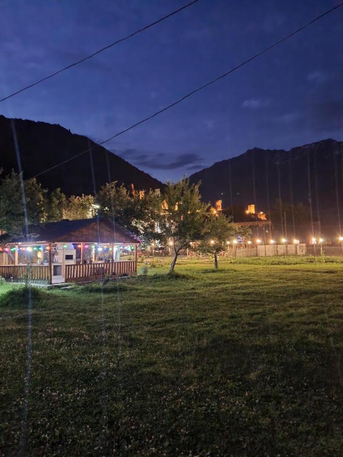 Mountain Star In Mestia Hotel Eksteriør billede